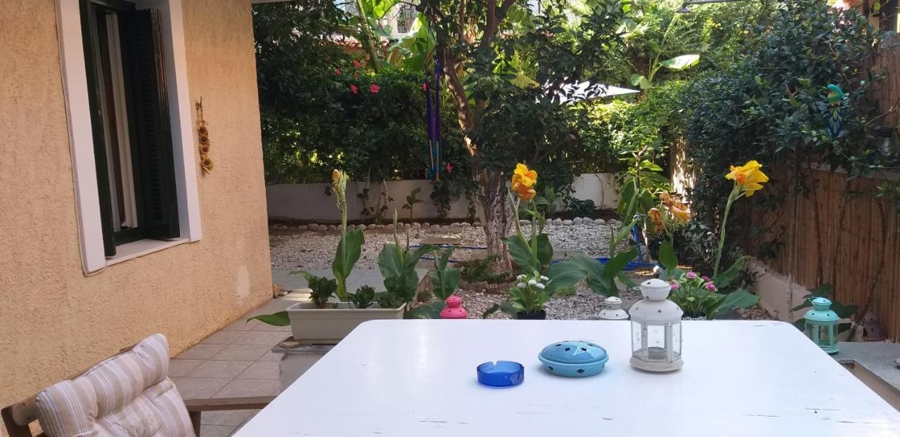Mandola - Beachside Apartment Skala (Kefalonia)